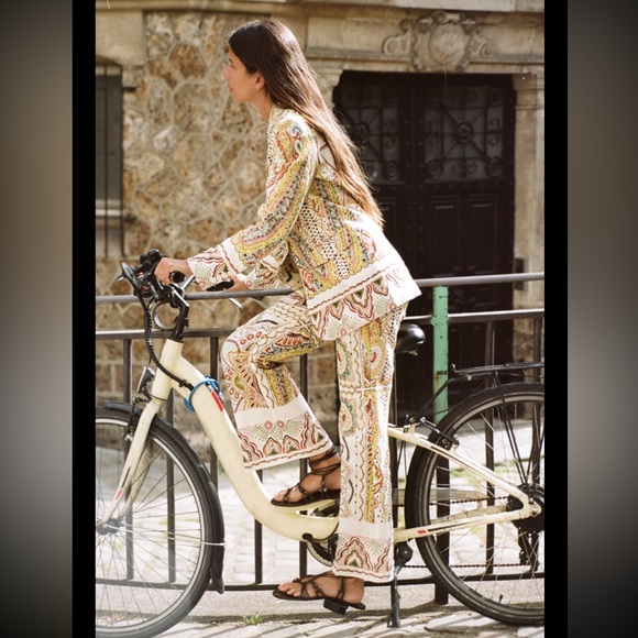 NWT ZARA Printed Flared Pants - Picture 2 of 8